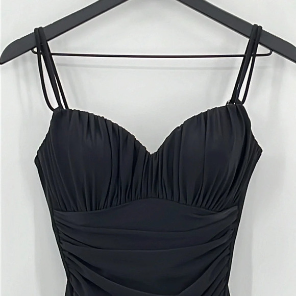 MagicSuit Sweetheart Ruched Neckline One Piece Swimsuit in Black - NWOT - Sz 12 - Picture 3 of 10